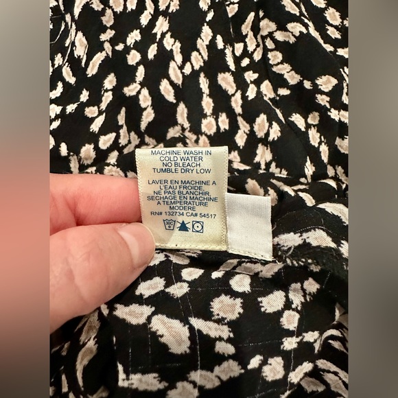 Cloth & Stone Womens Black and Tan Front Tie Flowy Top Blouse Size S EUC - Picture 12 of 12